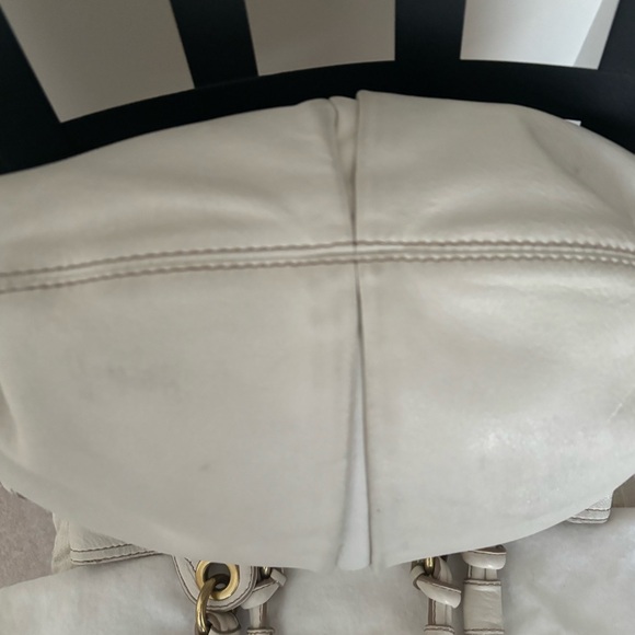 Banana Republic Leather Tote/Handbag - Picture 3 of 7